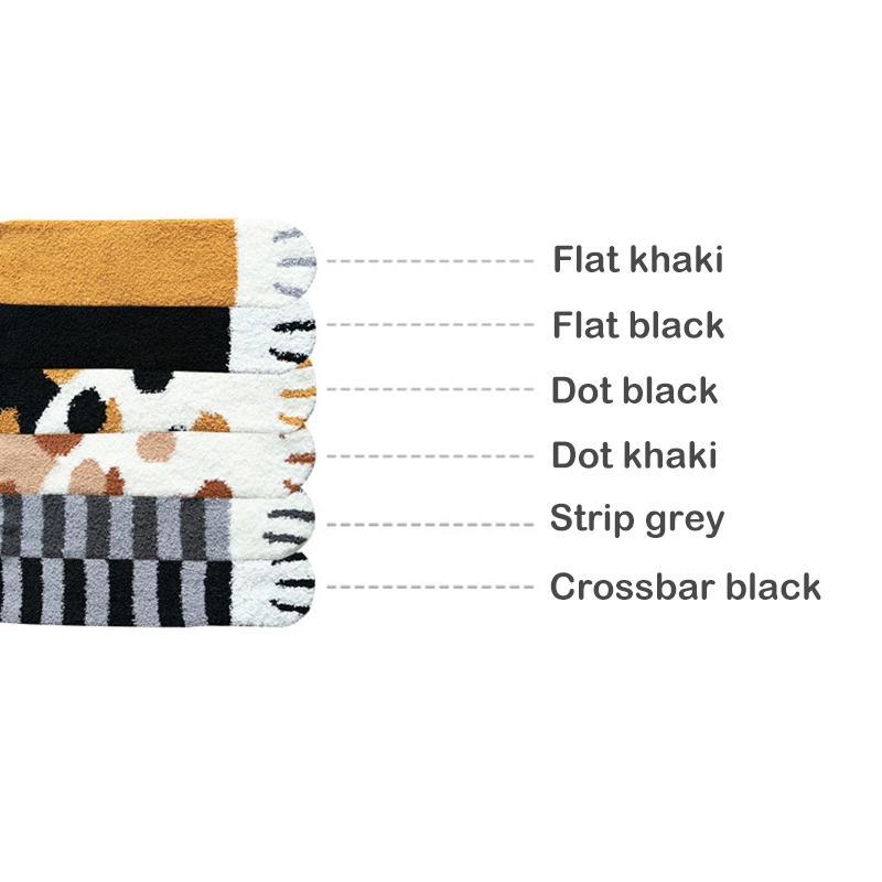 Paw Print Socks - Bigem's Otaku BoutiqueHT353-01Paw Print SocksBigem's Otaku Boutique Bigem's Otaku BoutiqueHT353-01Crossbar Black1 pairSocksGils Socks