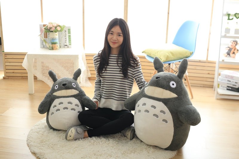 Studio Ghibli's My Neighbor Totoro Fluffy Plush - Bigem's Otaku BoutiquePlushie'sasdfasdfasd-1Studio Ghibli's My Neighbor Totoro Fluffy PlushPlushie'sBigem's Otaku Boutique Bigem's Otaku Boutiqueasdfasdfasd-1Hold Lotus Leaf30cmFluffykawaii plushiecuddly plushie