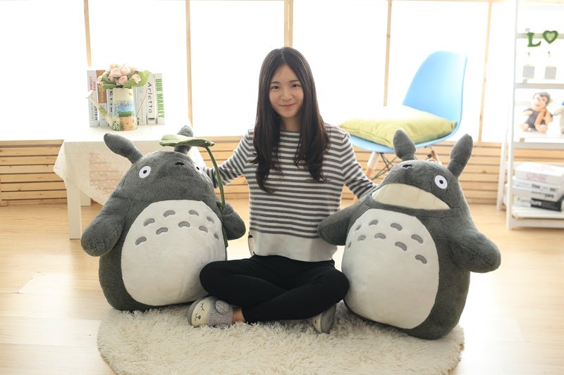 Studio Ghibli's My Neighbor Totoro Fluffy Plush - Bigem's Otaku BoutiquePlushie'sasdfasdfasd-1Studio Ghibli's My Neighbor Totoro Fluffy PlushPlushie'sBigem's Otaku Boutique Bigem's Otaku Boutiqueasdfasdfasd-1Hold Lotus Leaf30cmFluffykawaii plushiecuddly plushie