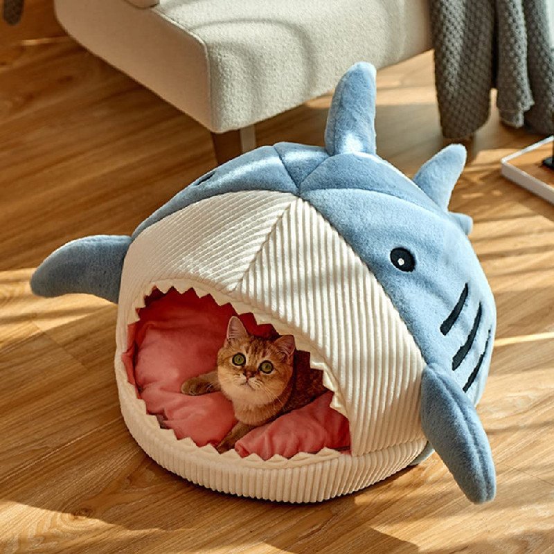 The Shark Pet Bed - Bigem's Otaku Boutique1200981_YMJ001(40x40x42The Shark Pet BedBigem's Otaku Boutique Bigem's Otaku Boutique1200981_YMJ001(40x40x42Shark GraySmallPetSharkBed