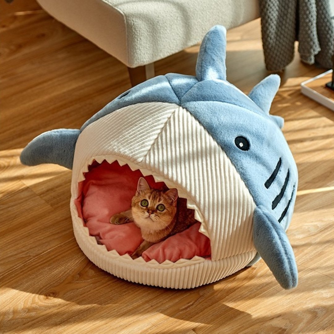 The Shark Pet Bed - Bigem's Otaku Boutique1200981_YMJ001(40x40x42The Shark Pet BedBigem's Otaku Boutique Bigem's Otaku Boutique1200981_YMJ001(40x40x42Shark GraySmallPetSharkBed