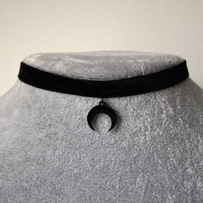 Black Crescent Moon Choker Necklace - Bigem's Otaku Boutique696323_U65SBE4Black Crescent Moon Choker NecklaceBigem's Otaku Boutique Bigem's Otaku Boutique696323_U65SBE4Steel ColorGiftJewelryAccessories