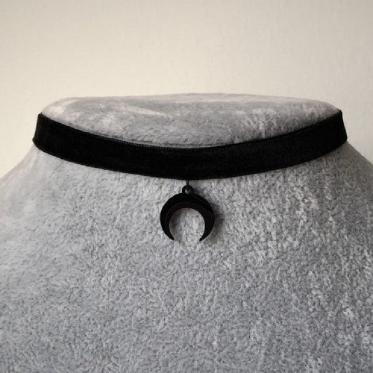 Black Crescent Moon Choker Necklace - Bigem's Otaku Boutique696323_U65SBE4Black Crescent Moon Choker NecklaceBigem's Otaku Boutique Bigem's Otaku Boutique696323_U65SBE4Steel ColorGiftJewelryAccessories