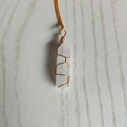 Natural Stone Pendant Necklace - Bigem's Otaku Boutique701071_SU1SKXONatural Stone Pendant NecklaceBigem's Otaku Boutique Bigem's Otaku Boutique701071_SU1SKXOWhite CrystalNecklacePendantJewelry